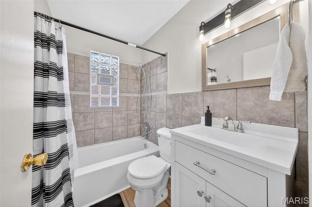 122 Elkan Avenue, St Louis, MO 63135