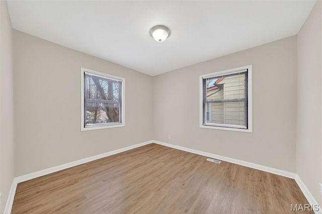 122 Elkan Avenue, St Louis, MO 63135