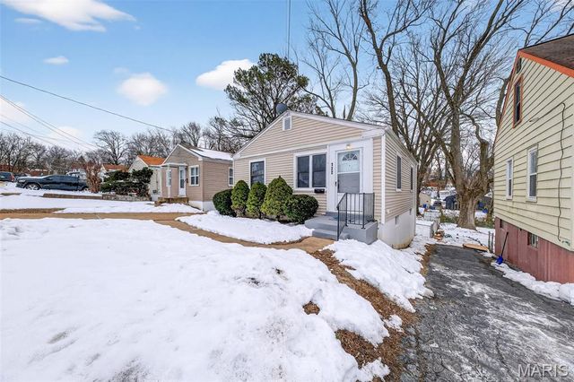 122 Elkan Avenue, St Louis, MO 63135