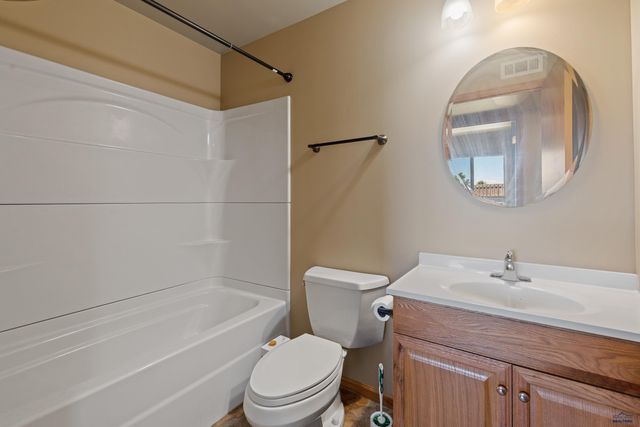 670 AIRWAY CT, Box Elder, SD 57719