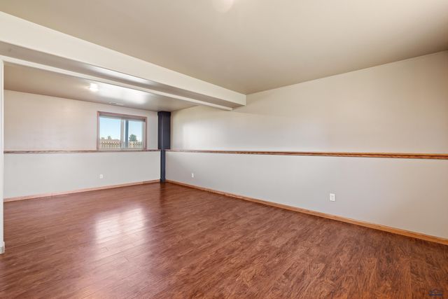 670 AIRWAY CT, Box Elder, SD 57719