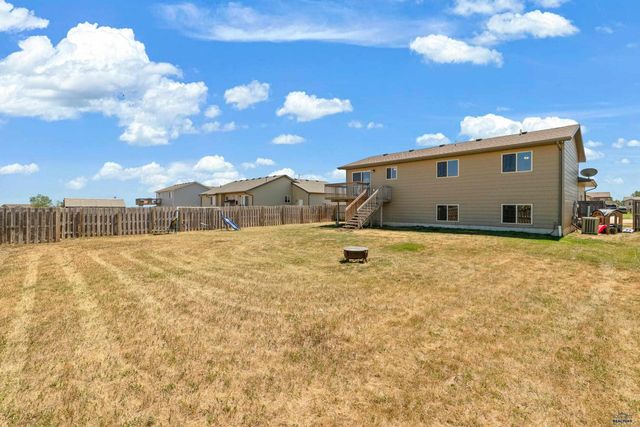 670 AIRWAY CT, Box Elder, SD 57719
