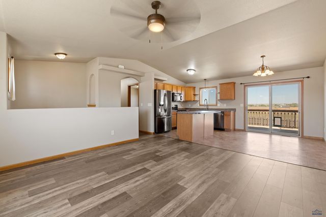 670 AIRWAY CT, Box Elder, SD 57719