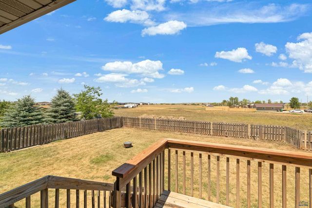 670 AIRWAY CT, Box Elder, SD 57719