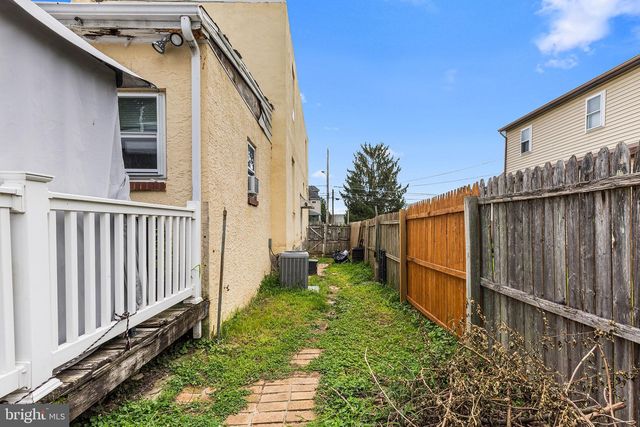 313 SEMINOLE ST, Essington, PA 19029