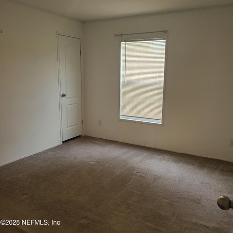 6004 6TH MANOR Manor E, Palatka, FL 32177