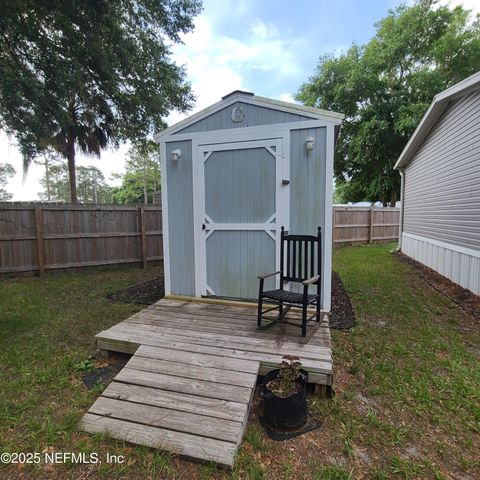 6004 6TH MANOR Manor E, Palatka, FL 32177