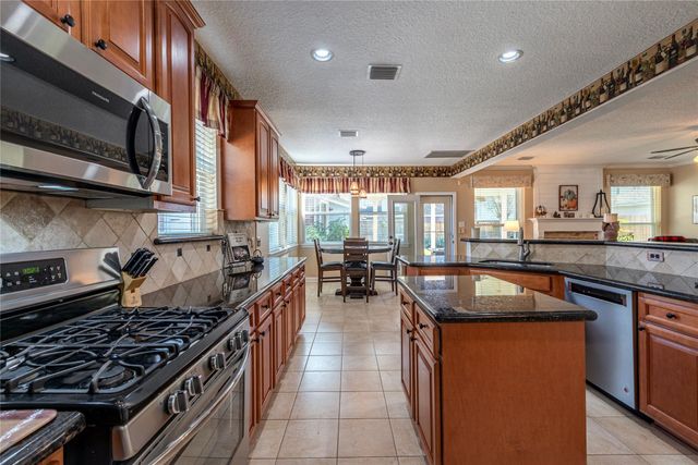 2507 Evergreen Drive, Pearland, TX 77581