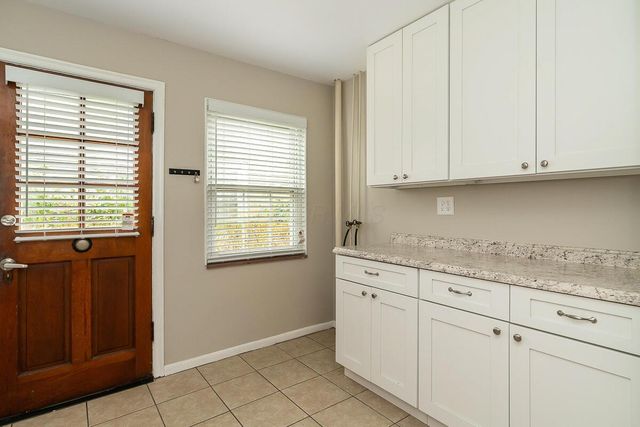 872 Copeland Road, Grandview Heights, OH 43212