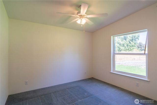 10624 Handicap Drive SE, Warden, WA 98857