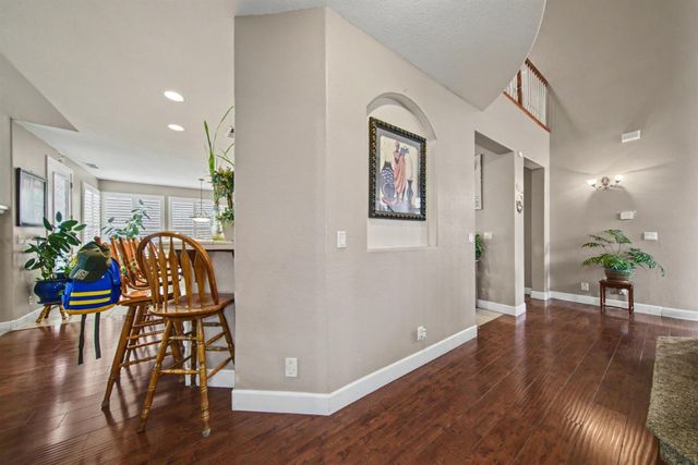 2226 Ryanlee Dr, Riverbank, CA 95367