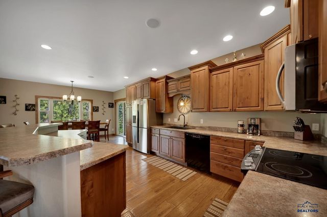 11916 ASPEN VIEW RD, Sturgis, SD 57785