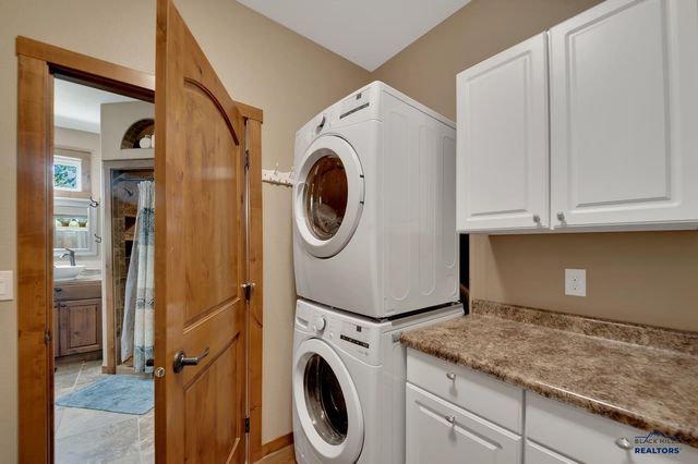 11916 ASPEN VIEW RD, Sturgis, SD 57785