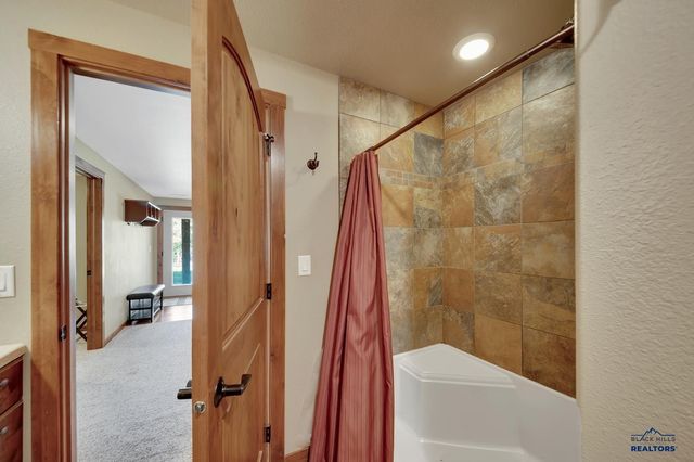 11916 ASPEN VIEW RD, Sturgis, SD 57785