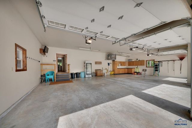 11916 ASPEN VIEW RD, Sturgis, SD 57785