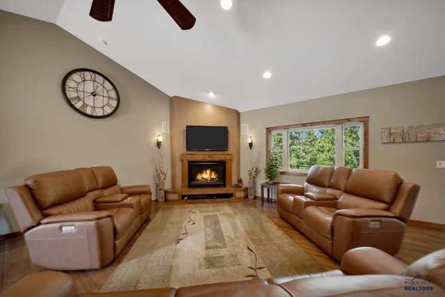 11916 ASPEN VIEW RD, Sturgis, SD 57785