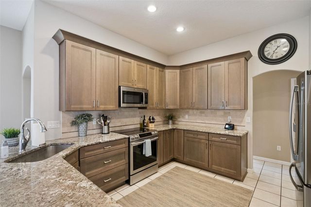 1110 SHADOWBROOK TRAIL, Winter Springs, FL 32708