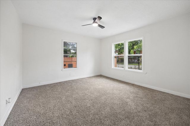 2701 Truxillo Street, Houston, TX 77004