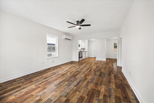 2701 Truxillo Street, Houston, TX 77004