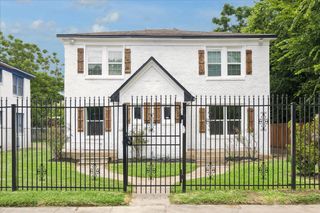 2701 Truxillo Street, Houston, TX 77004