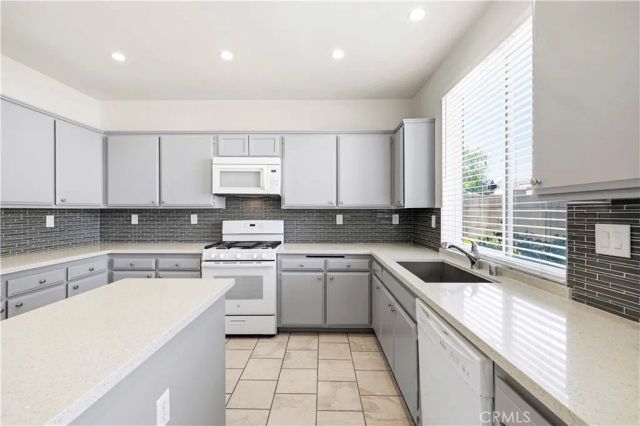 5319 Essex, Palmdale, CA 93552