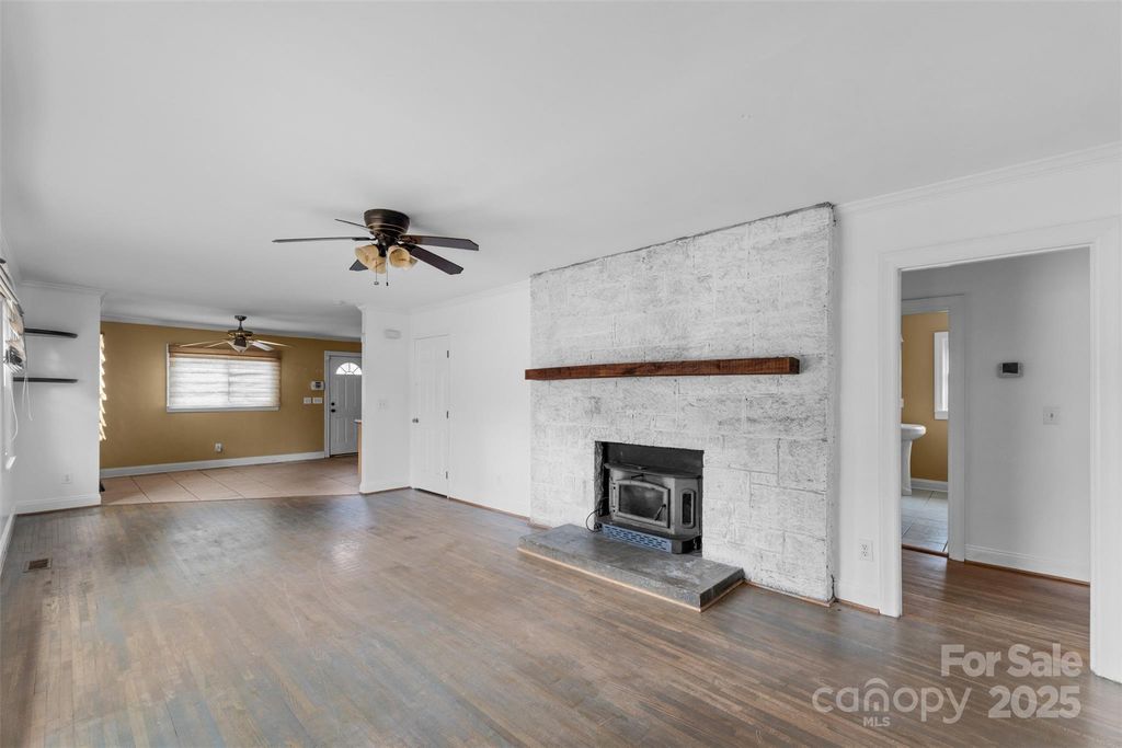 2430 Mt Holly-Huntersville Road, Charlotte, NC 28214