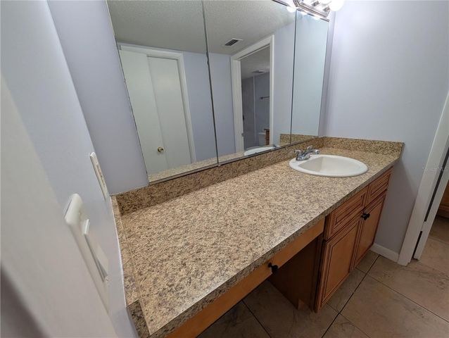 6306 GRAND BAHAMA CIRCLE A, Tampa, FL 33615