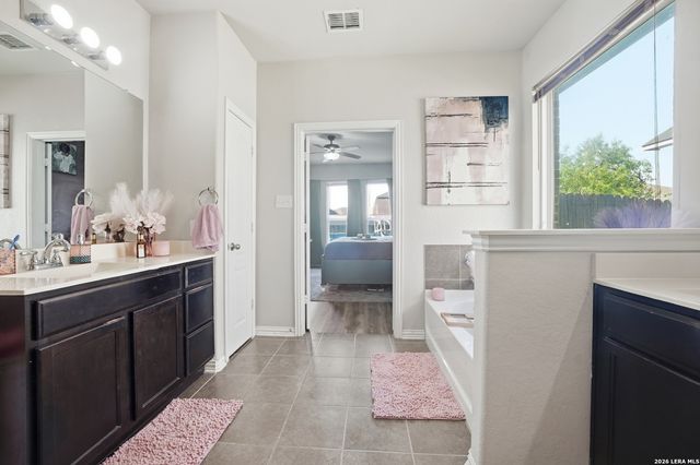 8818 Falcon Park, Converse, TX 78109