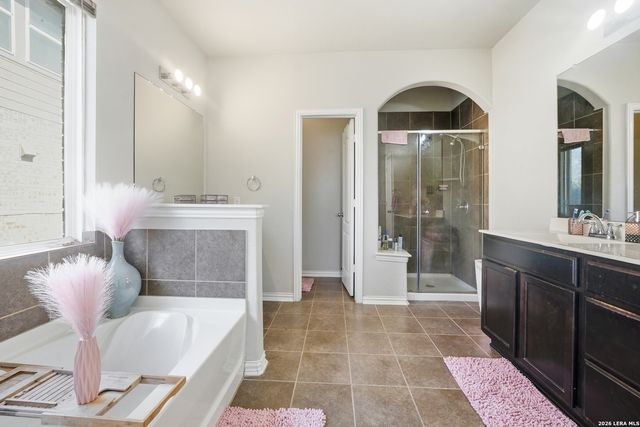 8818 Falcon Park, Converse, TX 78109