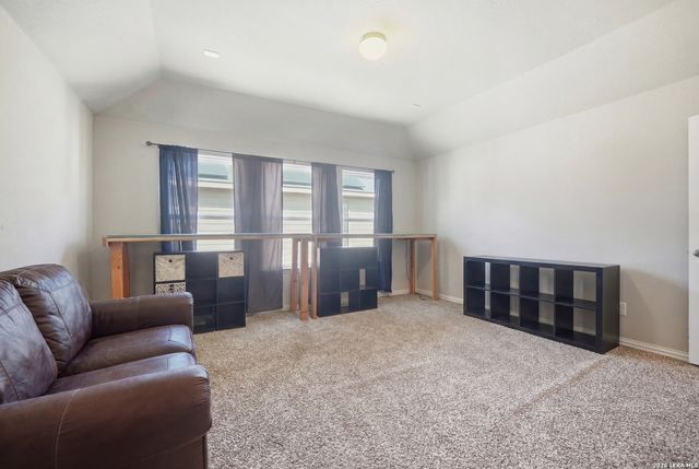 8818 Falcon Park, Converse, TX 78109