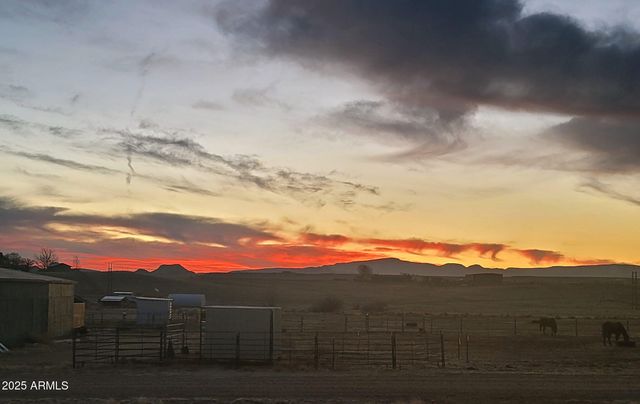 1787 E PERKINSVILLE Road, Chino Valley, AZ 86323