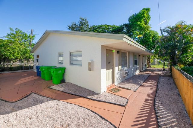 1880 NW 59th Way, Sunrise, FL 33313