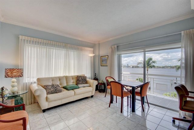 250 Bradley Place 408, Palm Beach, FL 33480