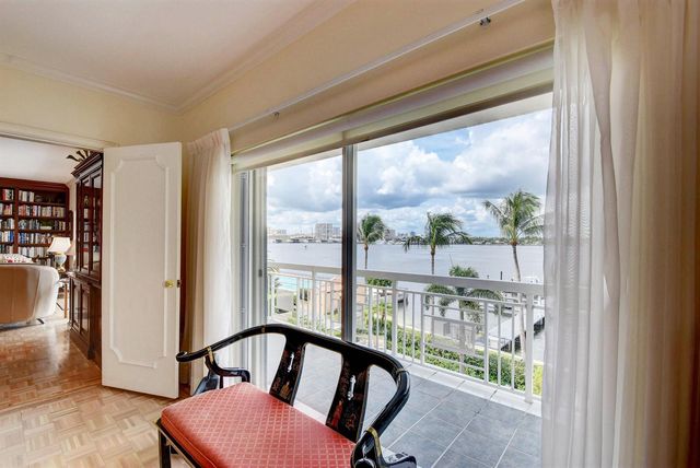 250 Bradley Place 408, Palm Beach, FL 33480