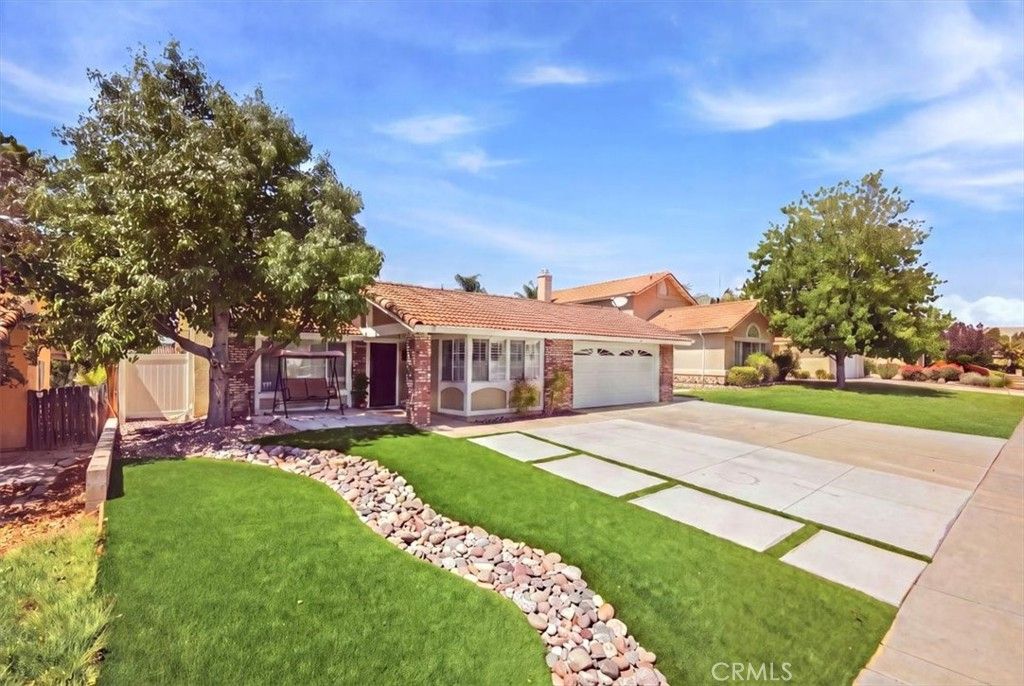8725 Sandhill Drive, Riverside, CA 92508 — exterior