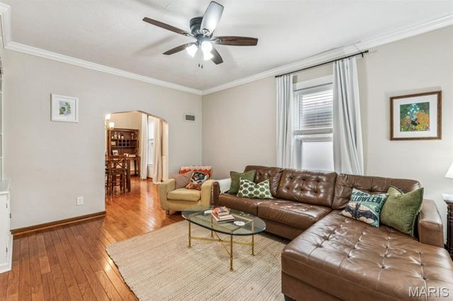 5579 Lansdowne Avenue, St Louis, MO 63109