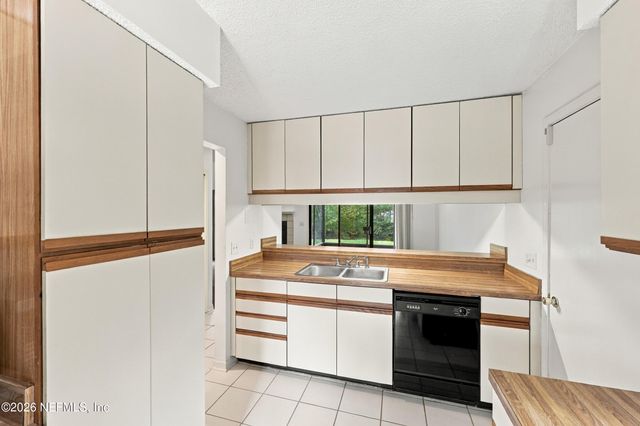4166 ROLLINGWOOD Court, Jacksonville, FL 32257
