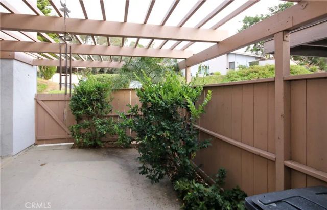 9693 caminito del vida, La Jolla, CA 92121