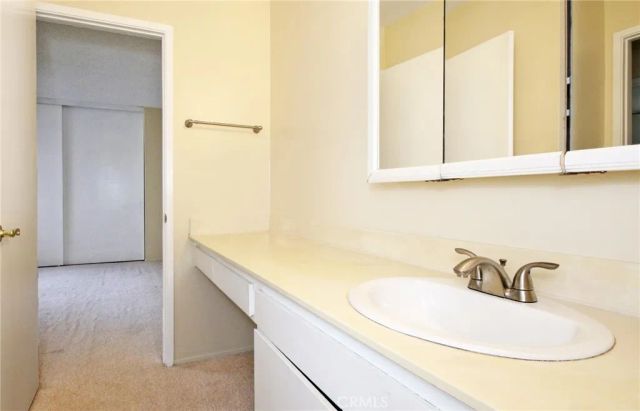 9693 caminito del vida, La Jolla, CA 92121