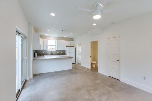 1907 E 17th ST B, Austin, TX 78702