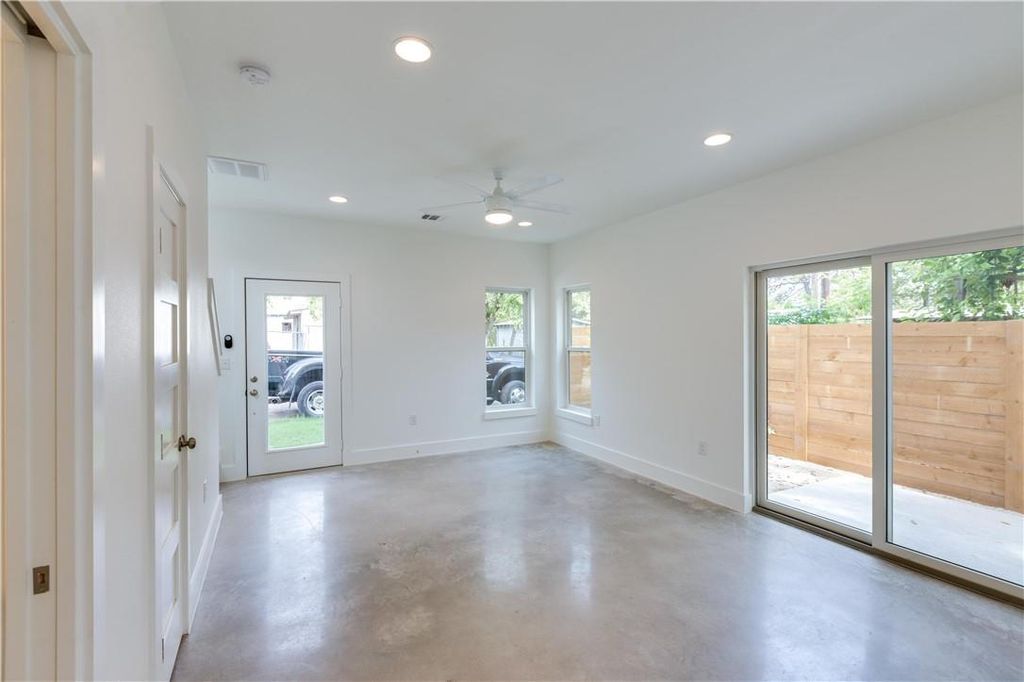 1907 E 17th ST B, Austin, TX 78702