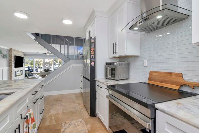 2424 W TAMPA BAY BOULEVARD C105, Tampa, FL 33607