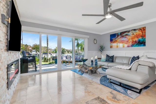 2424 W TAMPA BAY BOULEVARD C105, Tampa, FL 33607