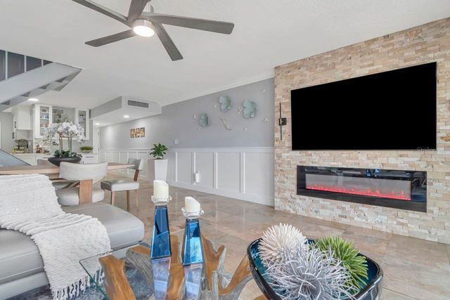 2424 W TAMPA BAY BOULEVARD C105, Tampa, FL 33607