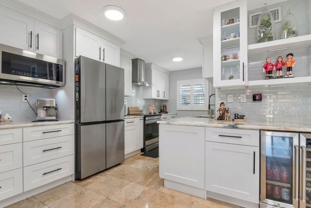 2424 W TAMPA BAY BOULEVARD C105, Tampa, FL 33607