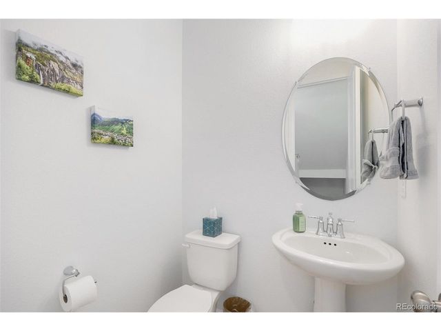 8215 Big Thompson St, Littleton, CO 80125