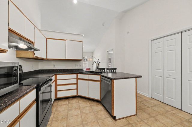 2108 Magnolia Lane, Hillsborough, NC 27278