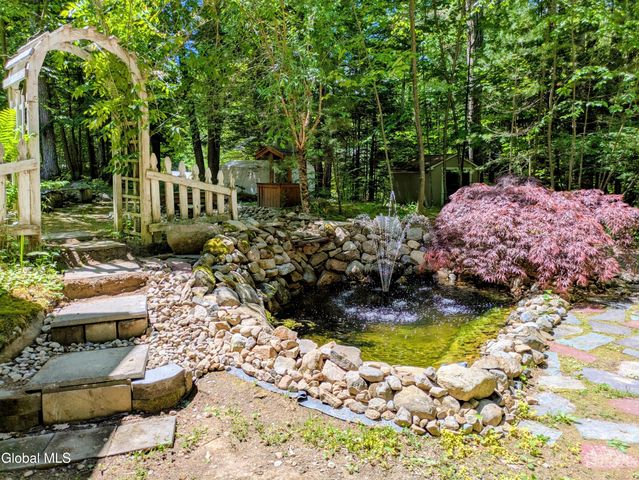 606 Goggins Road, Lake George, NY 12845