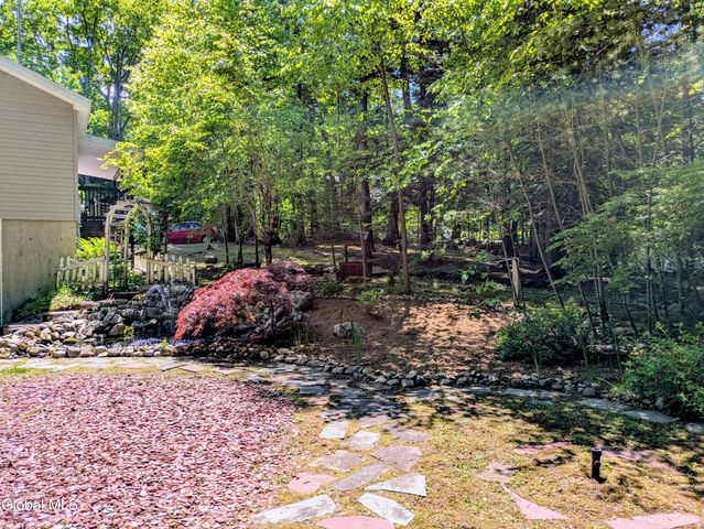 606 Goggins Road, Lake George, NY 12845