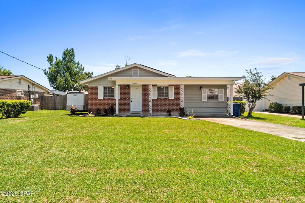 1906 Chestnut Avenue, Panama City, FL 32405